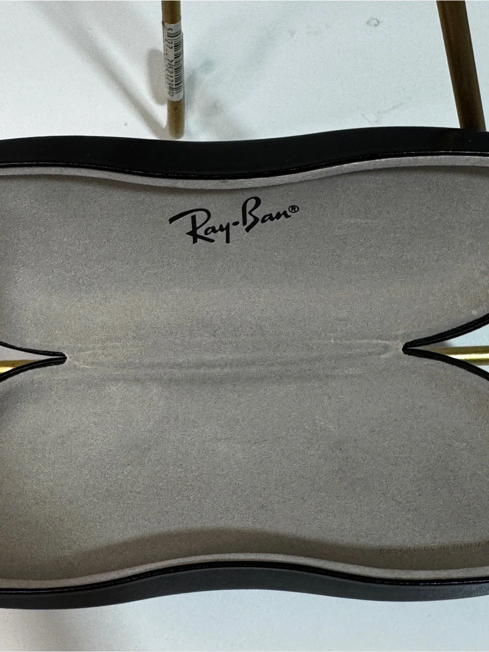 Ray-Ban Black Exterior Gray Felt Lining Interior Sunglasses Hard Case